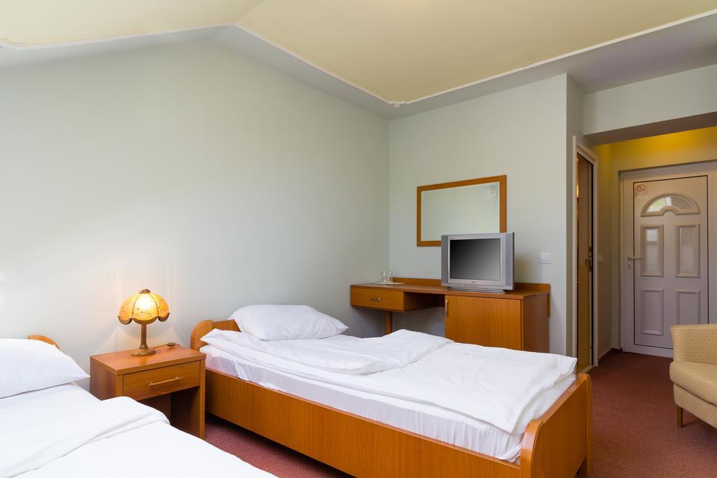 Hotel Sunce Sarajevo Vogosca Exterior photo